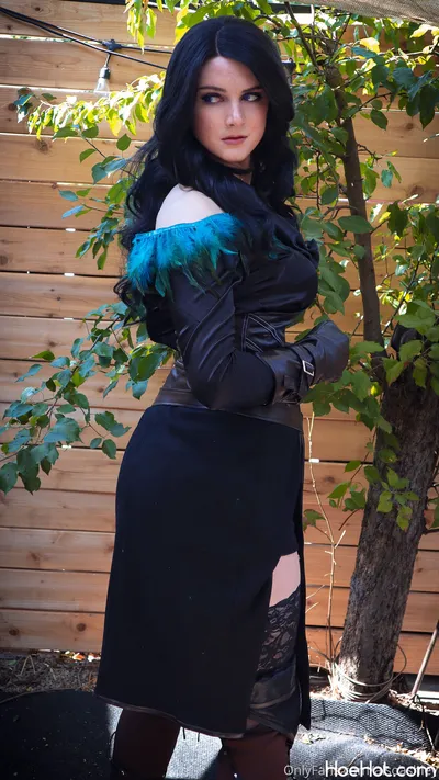 Ashley Barron - Yennefer nude cosplay leaked 220504