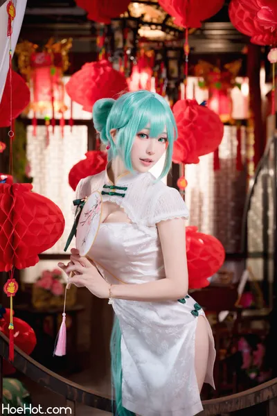 Ely - Miku nude cosplay leaked 447489