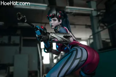 Alina Becker - Widowmaker x Tracer nude cosplay leaked 609004