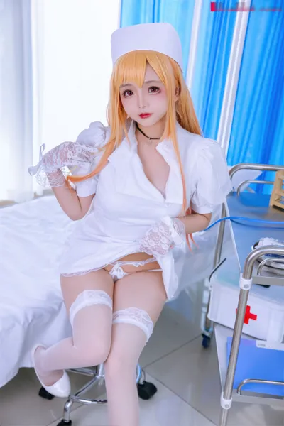 日奈娇 - 喜多川海梦护士 nude cosplay leaked 2333