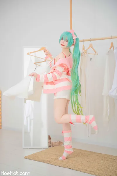 Saya Scarlet - Miku nude cosplay leaked 575283