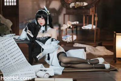 焖焖碳 碧蓝航线 鎮海 白黑礼服 nude cosplay leaked 161554