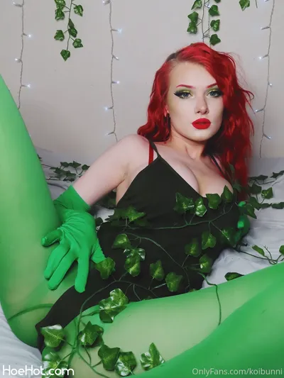 Bunni Lynn - Poison Ivy nude cosplay leaked 328442