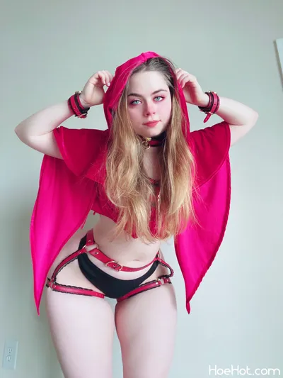 Linneas Life - Little Red Riding Hood nude cosplay leaked 212174