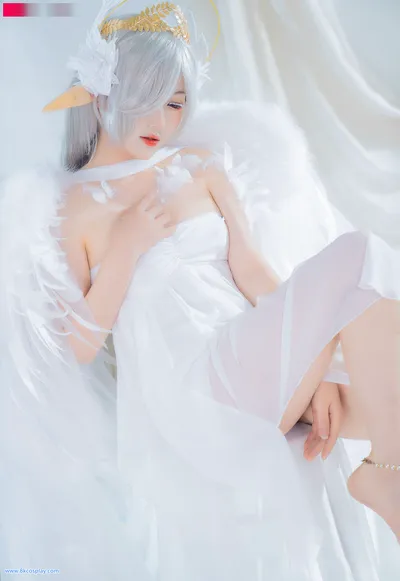 [喵喵的喵吖] 翅膀坠落 Fallen Angel nude cosplay leaked 8159