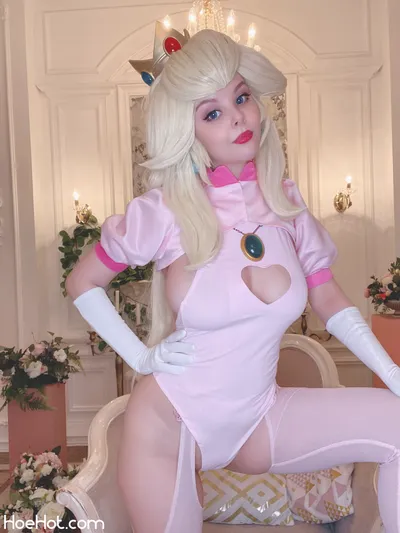 Helly Valentine - Princess Peach nude cosplay leaked 181551