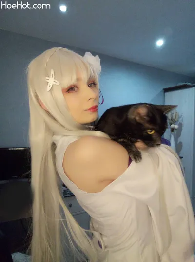 Akariia - Emilia nude cosplay leaked 320352