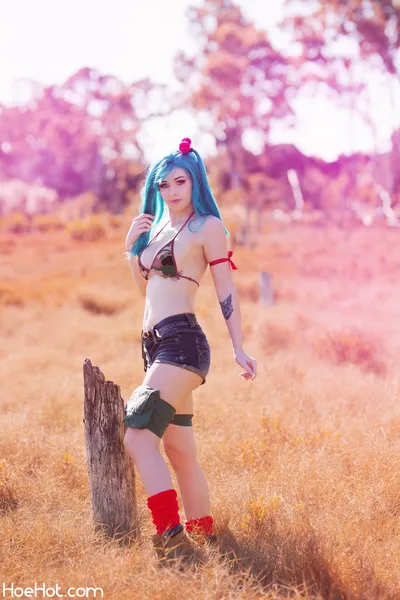 Amy Thunderbolt - Bulma Bikini nude cosplay leaked 529723