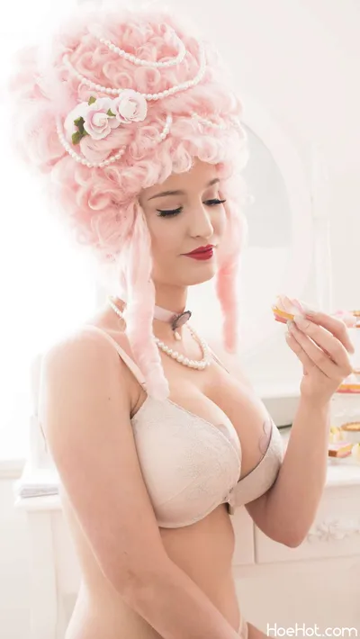 Kelly Jean - Marie Antoinette nude cosplay leaked 185478