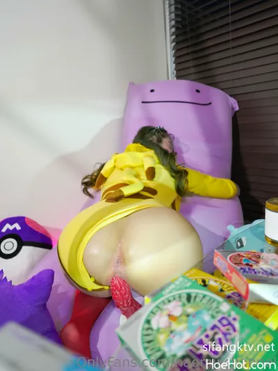 Naomi - Pikachu nude cosplay leaked 39545