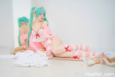 Saya Scarlet - Miku nude cosplay leaked 575278