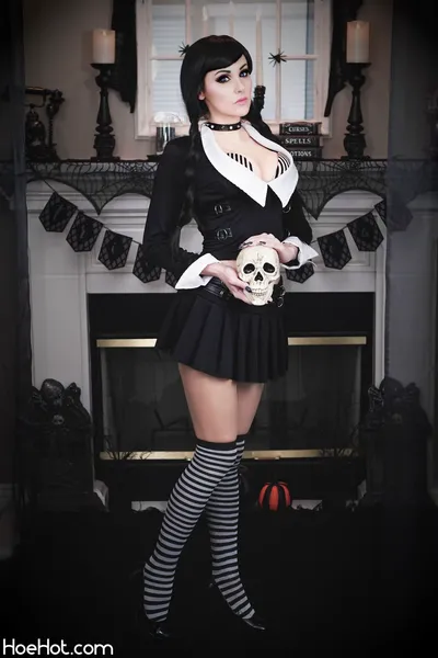 Angie Griffin Wednesday Addams nude cosplay leaked 68053