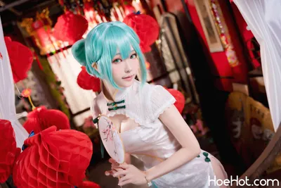 Ely - Miku nude cosplay leaked 447488