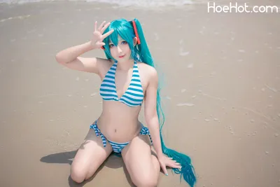 Lightcos - Miku Bikini nude cosplay leaked 323653