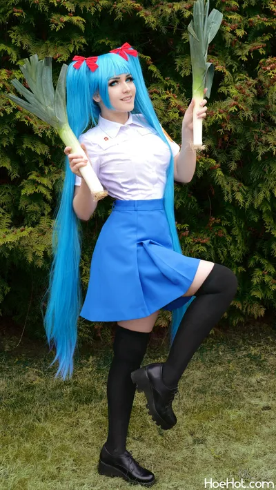 KittyKlaw - Miku nude cosplay leaked 300439