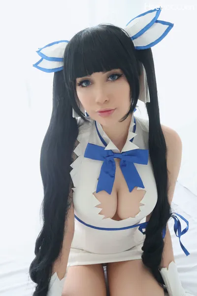 Beke Jacoba - Hestia nude cosplay leaked 611795