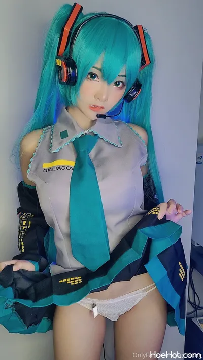 Yamisung - Miku nude cosplay leaked 344799