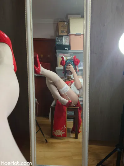 [小桜是只小母龙]柴郡旗袍 nude cosplay leaked 46954