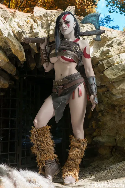 Octokuro - Female Kratos nude cosplay leaked 27048