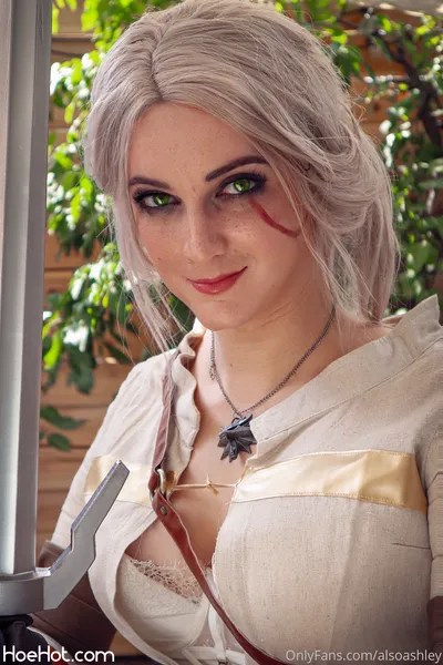 Ashley Barron - Ciri nude cosplay leaked 234518