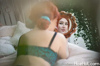 Kona - Triss nude cosplay leaked 121117