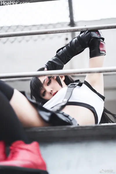 镜酱 - Tifa Lockhart nude cosplay leaked 476550