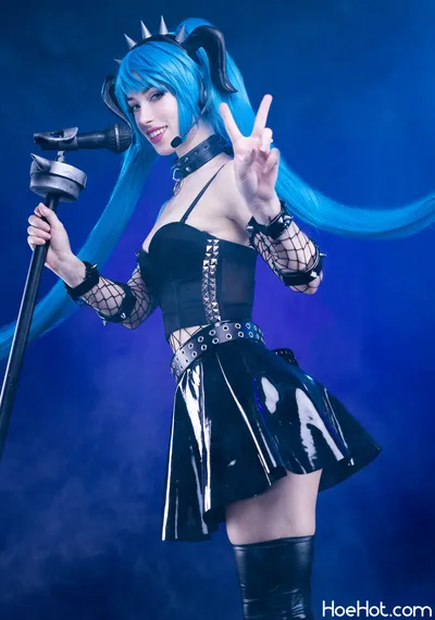 Morgan Le Foy - Punk Miku nude cosplay leaked 67819