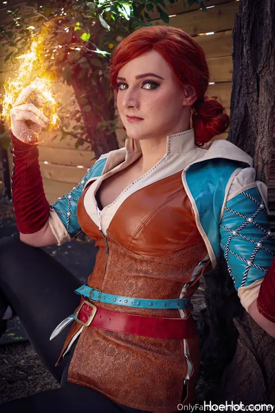 Ashley Barron - Triss Merigold nude cosplay leaked 232979