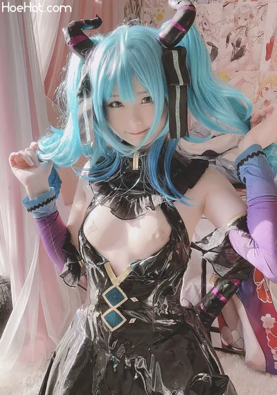 [習呆呆] Little Devil Miku nude cosplay leaked 531095