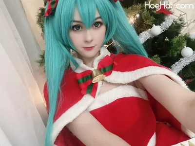 HirariAnn - Christmas Miku nude cosplay leaked 232122