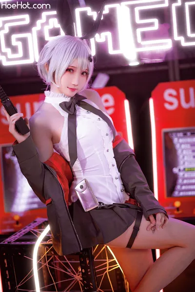 瓜希酱 - Five-seveN (Girls Frontline) nude cosplay leaked 325302