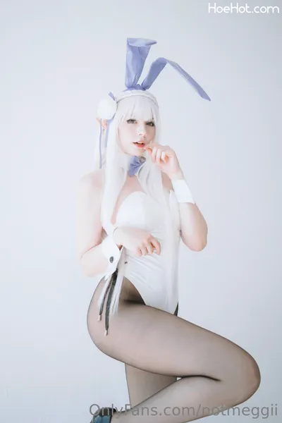 Meggii - Bunny Emilia nude cosplay leaked 290970