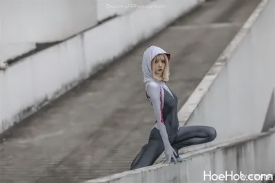 糕糕兽 - spider gwen nude cosplay leaked 577677