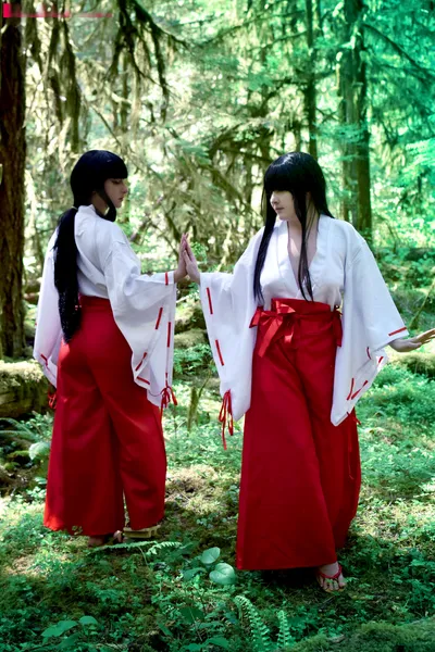 Foxy Cosplay - Kagome &amp; Kikyo nude cosplay leaked 2484