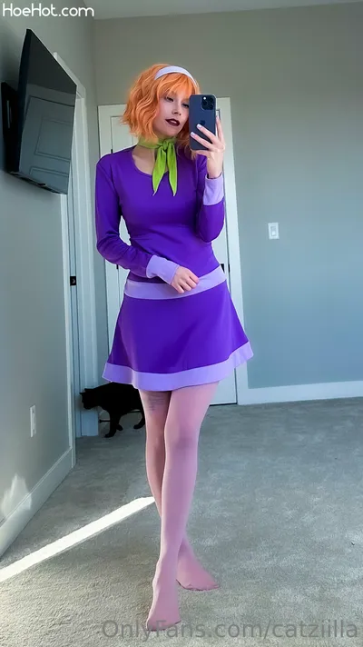 Catziilla - Daphne SFW nude cosplay leaked 191162