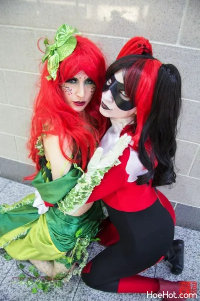 Cosmic Kitty and Mojo Jones - Harley Quinn and Poison Ivy (Batman) nude cosplay leaked 602148