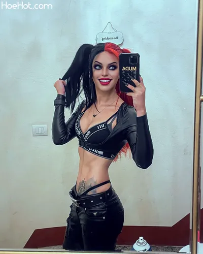 Andrasta - Harley Quinn Selfies nude cosplay leaked 131138