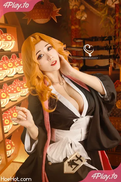 Larissa Rochefort - Rangiku Matsumoto nude cosplay leaked 311967