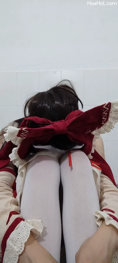 my qq group friend cosplay reimu hakurei （crossdressing） nude cosplay leaked 620109