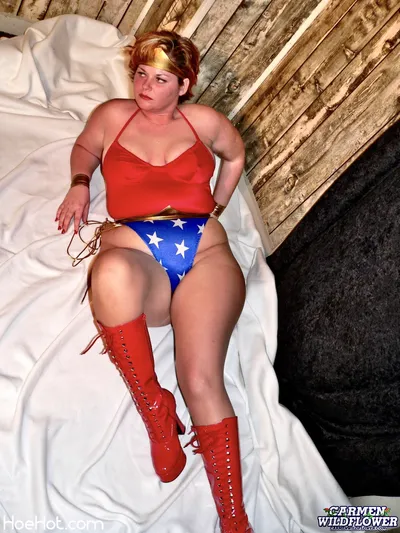 Wonder Carmen is Back and Sexy nude cosplay leaked 542020