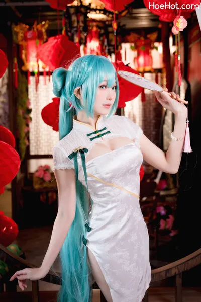 Ely - Miku nude cosplay leaked 447485