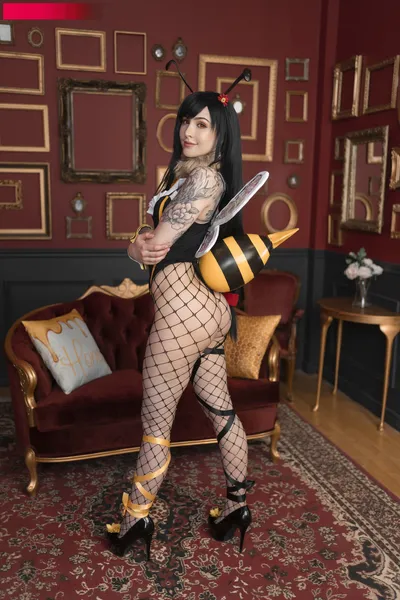 Luxlo - HoneyBee Tifa nude cosplay leaked 20003