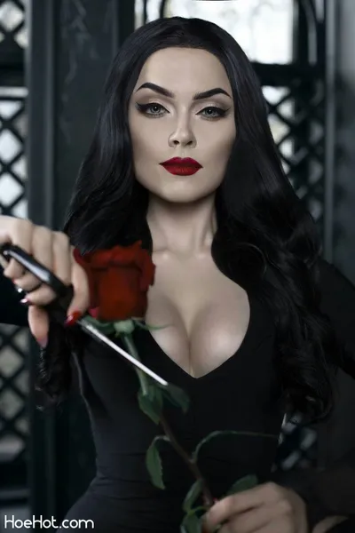 Sladkoslava - Morticia nude cosplay leaked 285059