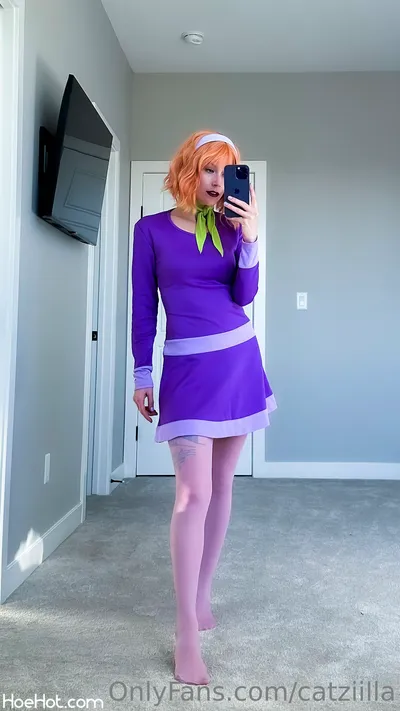 Catziilla - Daphne SFW nude cosplay leaked 191149