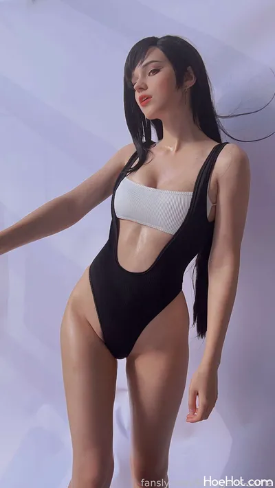 Shirogane-sama - Swimsuit Tifa nude cosplay leaked 311988