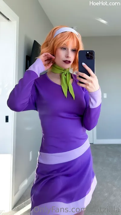 Catziilla - Daphne SFW nude cosplay leaked 191170