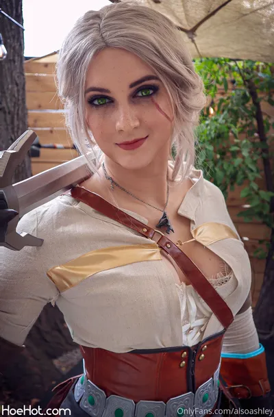 Ashley Barron - Ciri nude cosplay leaked 234506