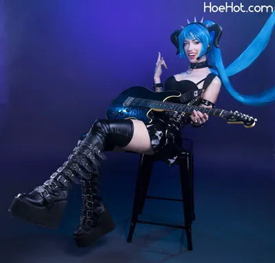 Morgan Le Foy - Punk Miku nude cosplay leaked 67834