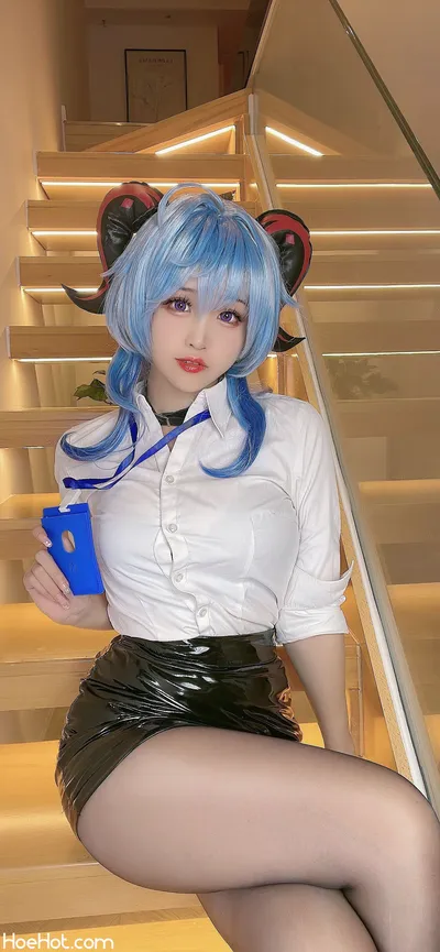 miko酱ww 原神 甘雨OL nude cosplay leaked 91026