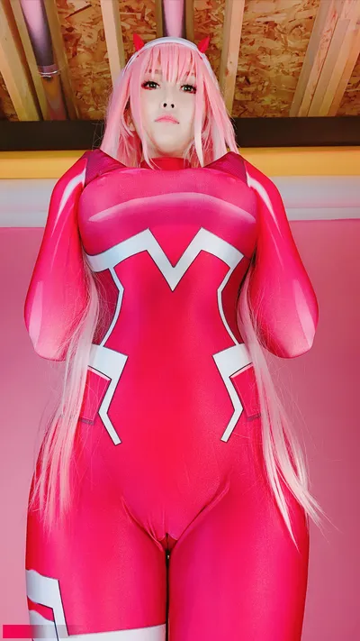 Misswarmj - Zero Two Bodysuit nude cosplay leaked 12522